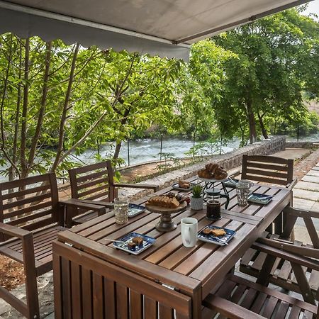 Lohonostays Maharajah House 카르자트 외부 사진