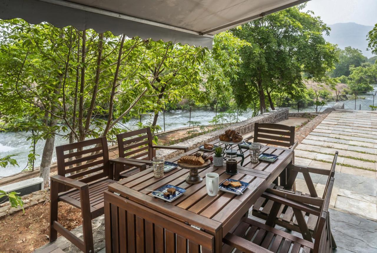 Lohonostays Maharajah House 카르자트 외부 사진